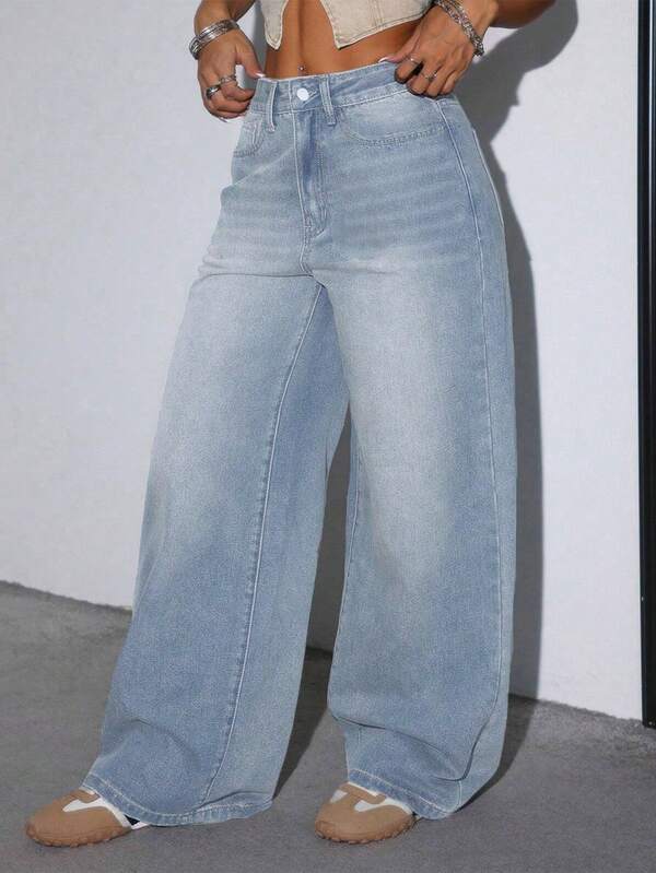 Relaxed Straight-Leg Jeans