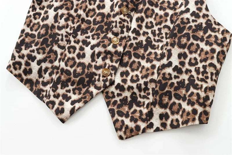 Leopard Print Cropped Gilet